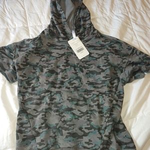 Fabletics camo short sleeve hoodie, small